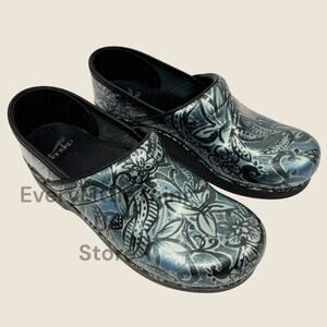 Dansko Professional Clogs 39 / 8.5 - 9 Denim Floral Patent Leather Nursing Shoes